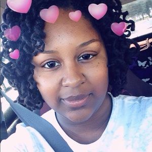 Meet your Posher, Brianna